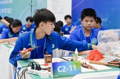 柳州市交通学校代表队做品《卫士：无人机消防 