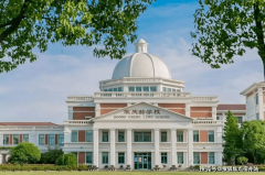 营制呈现代都会的专属天然共森园林 